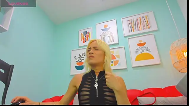 Snapshot of alexawinterrr chatting on October 2025 08:18:01 PM alexawinterrr online show from October 2025 08:18:01 PM