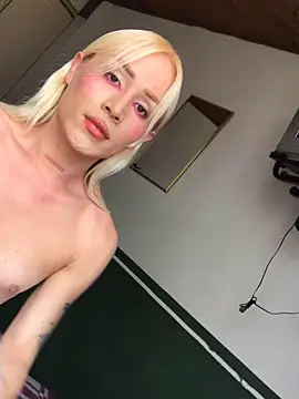 Snapshot of alexawinterrr chatting on September 2025 06:57:01 PM alexawinterrr online show from September 2025 06:57:01 PM