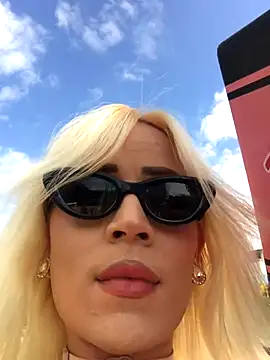 Snapshot of alexawinterrr chatting on October 2025 09:07:02 PM alexawinterrr online show from October 2025 09:07:02 PM