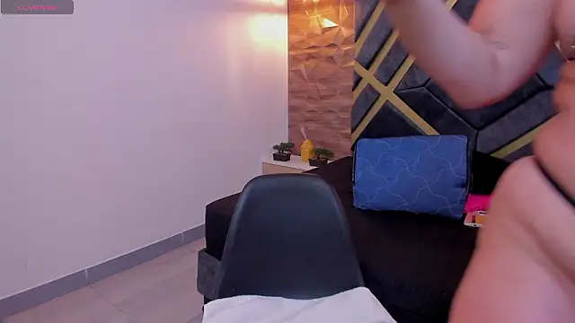 Valka Ross online show from February 2026 05:26:01 AM