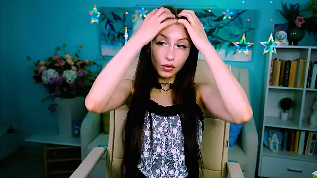 AliceLice  online show from October 2025 08:15:01 AM