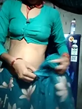 Lona2525 online show from July 2026 06:37:02 PM