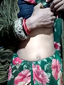 Snapshot of Lona2525 chatting on November 2025 07:51:02 PM Lona2525 online show from November 2025 07:51:02 PM