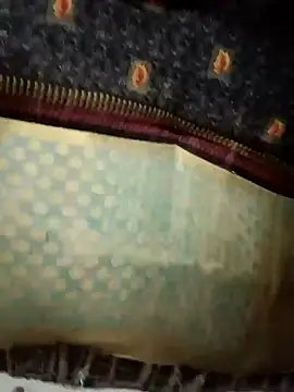 Snapshot of Lona2525 chatting on November 2025 02:51:01 PM Lona2525 online show from November 2025 02:51:01 PM