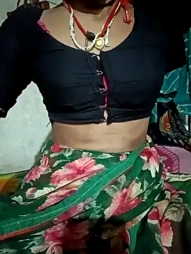 Snapshot of Lona2525 chatting on October 2025 06:40:01 PM Lona2525 online show from October 2025 06:40:01 PM