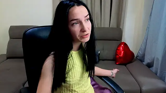 Emilly  Grey online show from February 2026 07:24:01 PM