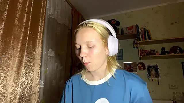 xX Looola Xx online show from October 2025 04:08:01 PM