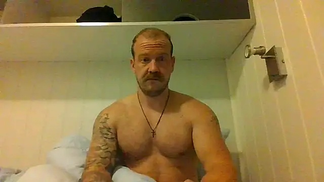 Snapshot of Real_viking chatting on September 2025 08:04:02 PM Real viking online show from September 2025 08:04:02 PM