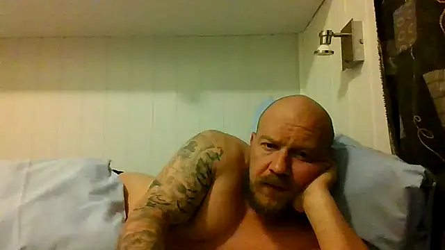 Snapshot of Real_viking chatting on November 2025 09:07:01 PM Real viking online show from November 2025 09:07:01 PM
