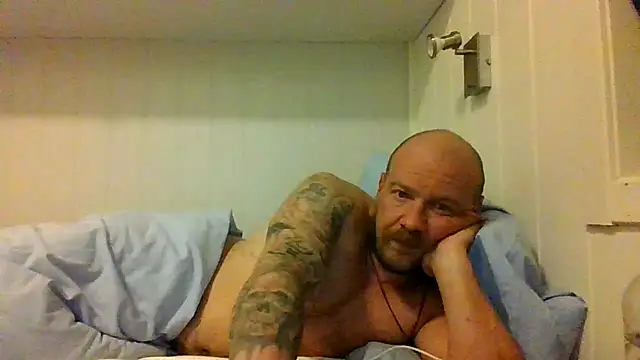 Snapshot of Real_viking chatting on October 2025 09:38:01 PM Real viking online show from October 2025 09:38:01 PM