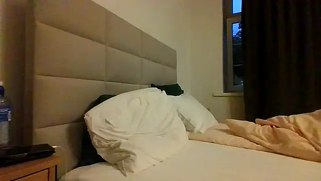 Snapshot of Real_viking chatting on October 2025 04:19:02 PM Real viking online show from October 2025 04:19:02 PM