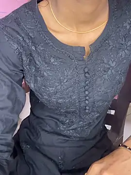 Snapshot of Nencycute1 chatting on October 2025 05:42:01 AM Nencycute1 online show from October 2025 05:42:01 AM
