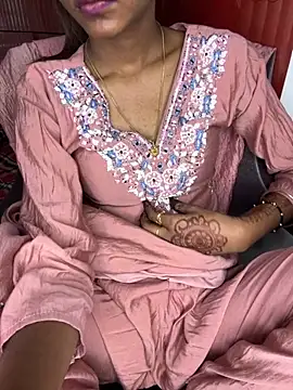 Snapshot of Nencycute1 chatting on October 2025 05:39:01 AM Nencycute1 online show from October 2025 05:39:01 AM