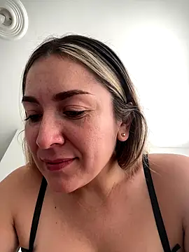 Mariana gom online show from January 2026 01:49:02 PM