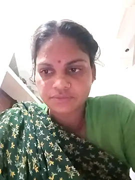 Snapshot of SHMA-77 chatting on November 2025 03:48:01 PM SHMA-77 online show from November 2025 03:48:01 PM