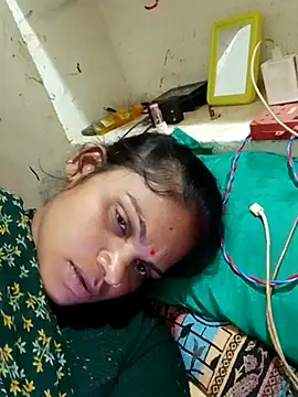 Snapshot of SHMA-77 chatting on October 2025 08:24:01 PM SHMA-77 online show from October 2025 08:24:01 PM