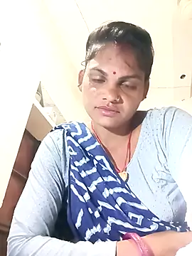 Snapshot of SHMA-77 chatting on October 2025 03:57:01 PM SHMA-77 online show from October 2025 03:57:01 PM