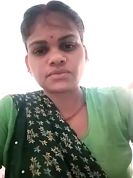 Snapshot of SHMA-77 chatting on November 2025 09:36:01 AM SHMA-77 online show from November 2025 09:36:01 AM