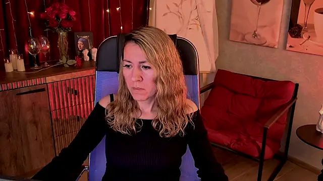 DonnaSmitth online show from April 2026 07:09:01 PM