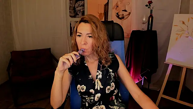 DonnaSmitth online show from October 2025 03:31:02 PM