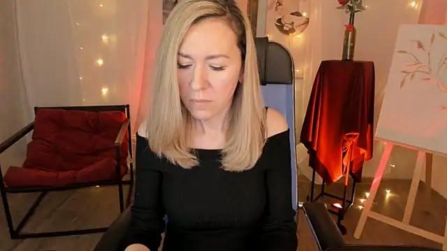 DonnaSmitth online show from March 2026 07:20:01 PM