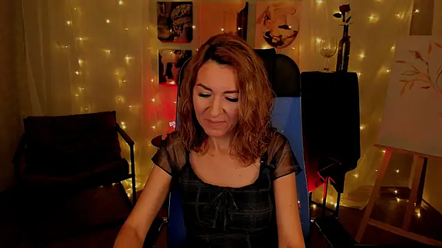 DonnaSmitth online show from November 2025 02:42:02 PM