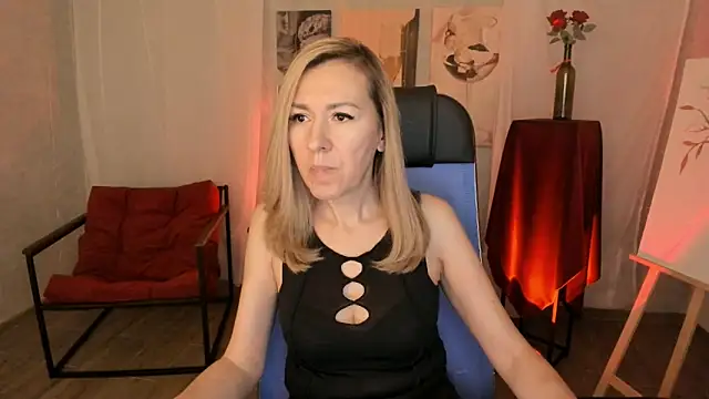 DonnaSmitth online show from February 2026 06:39:02 PM