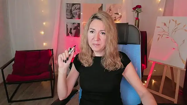 DonnaSmitth online show from February 2026 06:52:01 PM