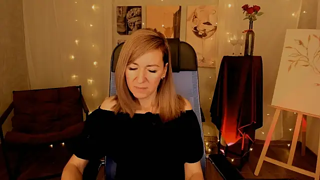 DonnaSmitth online show from December 2025 02:10:01 PM