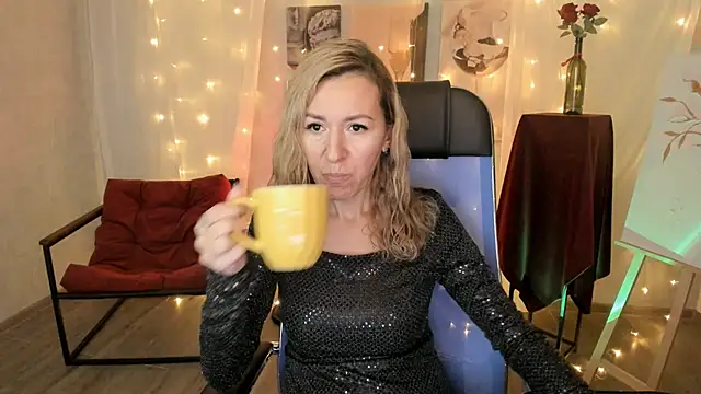 DonnaSmitth online show from February 2026 06:52:02 PM