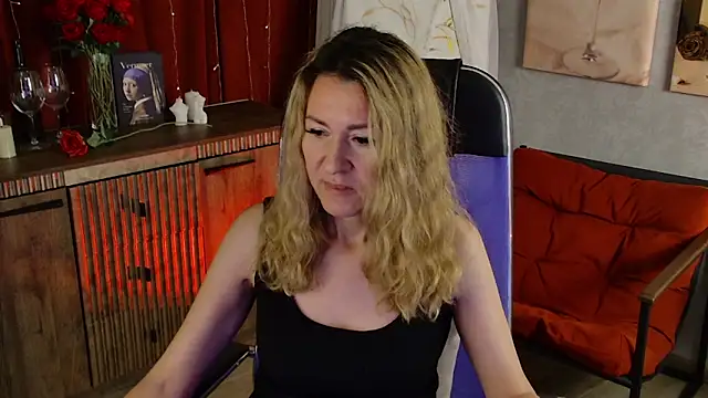 DonnaSmitth online show from May 2026 06:26:02 PM