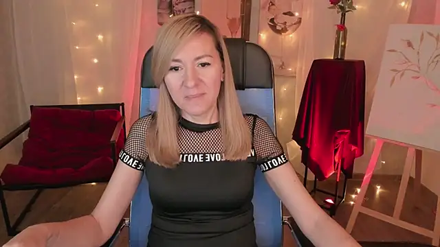 DonnaSmitth online show from March 2026 07:10:02 PM