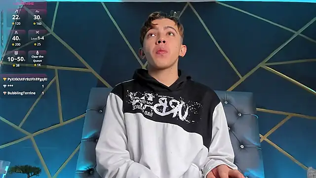 Lian Miller1  online show from February 2026 12:26:01 PM