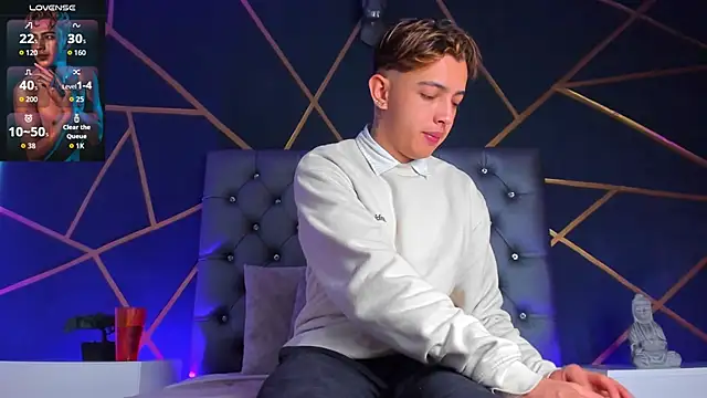 Lian Miller1  online show from February 2026 12:45:01 PM