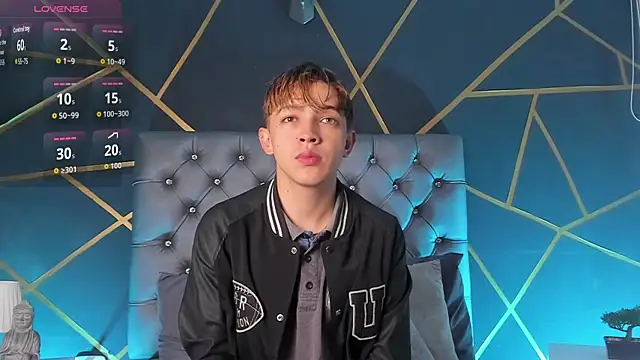 Lian Miller1  online show from April 2026 12:34:01 PM