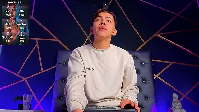 Lian Miller1  online show from February 2026 12:46:02 PM