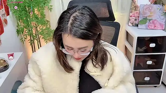 NEWONETO online show from February 2026 01:21:02 PM