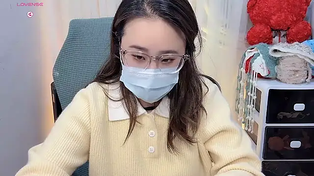 NEWONETO online show from November 2025 09:30:01 AM