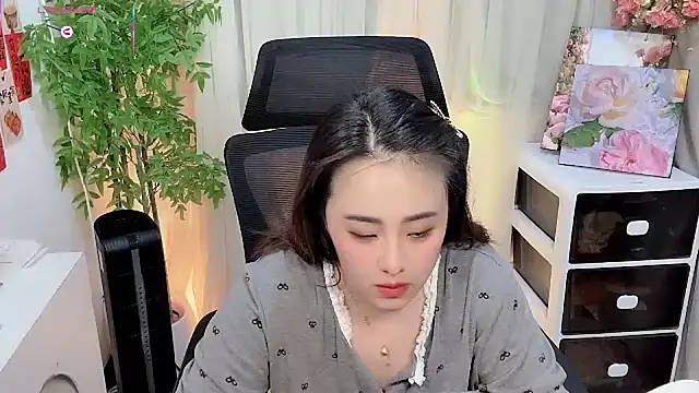 NEWONETO online show from February 2026 02:08:01 PM