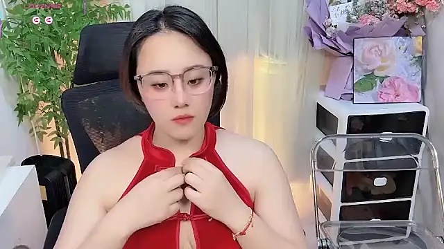 NEWONETO online show from February 2026 12:25:02 PM