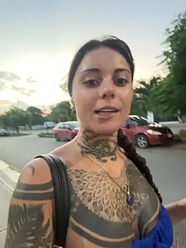 lurosscy online show from December 2025 11:27:02 PM