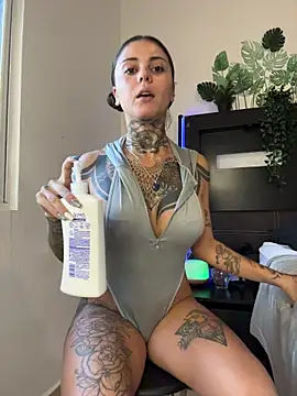 lurosscy online show from January 2026 10:27:02 PM