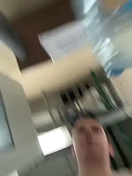 Snapshot of Eggor-20 chatting on December 2025 02:04:01 PM Eggor-20 online show from December 2025 02:04:01 PM