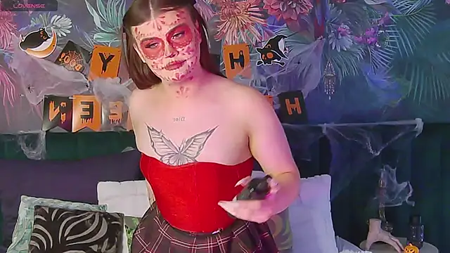 EvaaLane online show from October 2025 07:49:02 AM