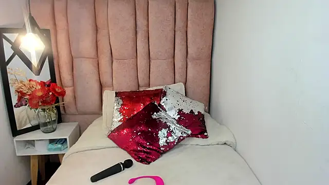 Issa Milf   online show from July 2026 04:04:02 PM