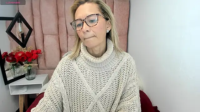 Issa Milf   online show from June 2026 01:55:01 PM