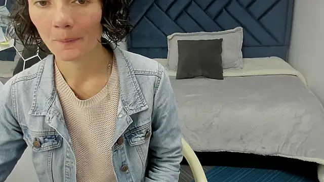 Snapshot of Valery_More__ chatting on November 2025 12:16:01 PM Valery More online show from November 2025 12:16:01 PM