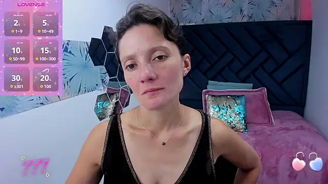 Snapshot of Valery_More__ chatting on April 2026 02:41:01 PM Valery More online show from April 2026 02:41:01 PM