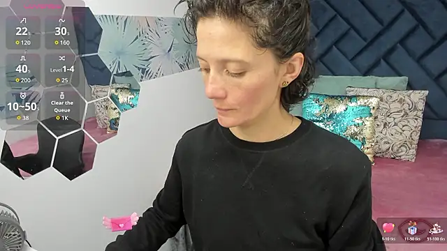 Valery More   online show from February 2026 01:11:01 PM