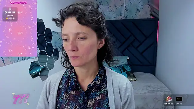 Valery More   online show from April 2026 01:06:02 PM